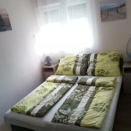 Dianett Apartmanház *